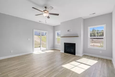 Living - 700 Long Point Rd, Vass, NC 28394 photo 12 of 15