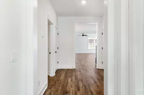 Entry Way - 219 Creek Pointe Dr, Moncks Corner, SC 29461 photo 1 of 8