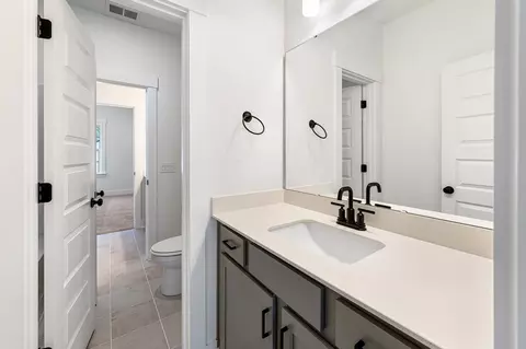Bath - 219 Creek Pointe Dr, Moncks Corner, SC 29461 photo 5 of 11