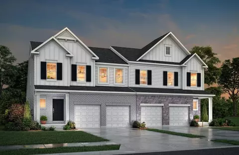 2085 Glenmont Dr, Brunswick, OH 44212