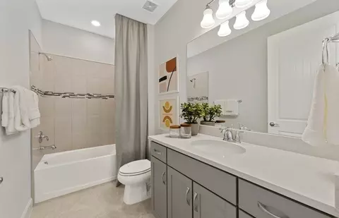 Bath - 7634 Addison Ave, Bradenton, FL 34210 photo 2 of 2
