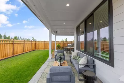 14541 204th Avenue Ct E, Bonney Lake, WA 98391
