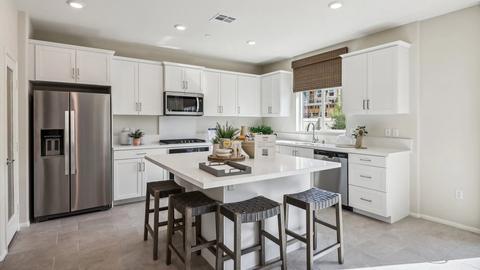 Kitchen - 83283 Thrush Way, Indio, CA 92201 photo 4 of 9