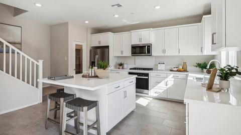 Kitchen - 83283 Thrush Way, Indio, CA 92201 photo 6 of 9