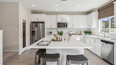 Kitchen - 83283 Thrush Way, Indio, CA 92201 photo 3 of 9