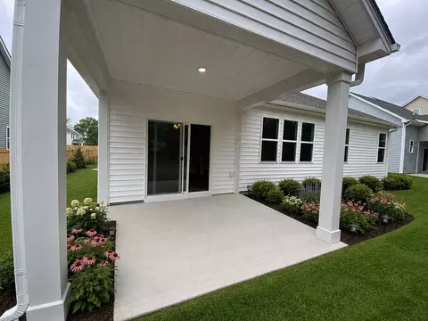 Exterior - 502 Midsummer St, Aberdeen, NC 28315 photo 11 of 12