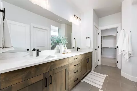 Bath - 7096 W Newton St, Eagle, ID 83616 photo 1 of 3