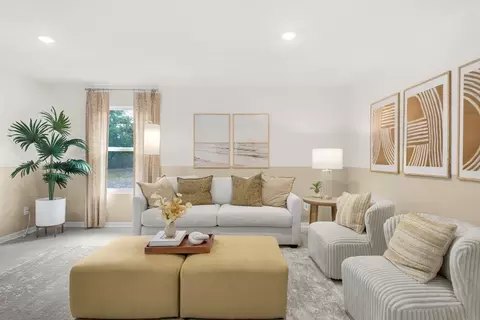 Living - 254 Sims Ave, Panama City, FL 32404 photo 1 of 1