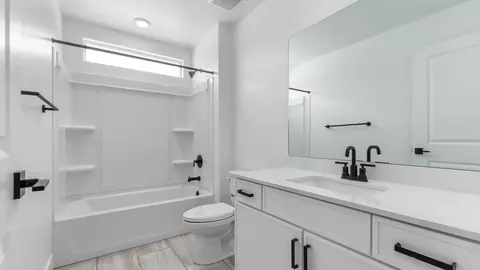 Bath - 1355 N 1275 E #52, Logan, UT 84341 photo 3 of 6