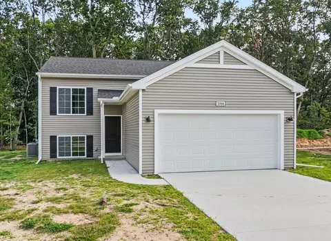 2098 Kristin Ct, Muskegon, MI 49442