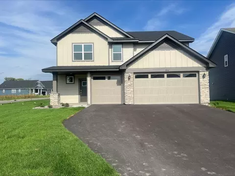7636 Lotus Ln, Lino Lakes, MN 55038