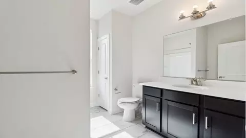 Bath - 2184 Edwin Dr, Chesapeake, VA 23322 photo 1 of 7