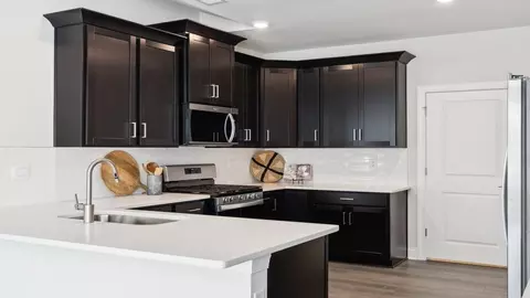 Kitchen - 2184 Edwin Dr, Chesapeake, VA 23322 photo 1 of 5
