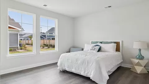 Bedroom - 2184 Edwin Dr, Chesapeake, VA 23322 photo 1 of 5