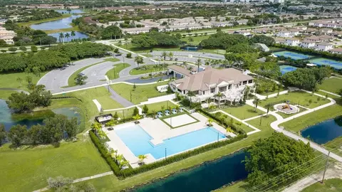 View/Area - 2455 SE 23rd Rd, Homestead, FL 33035 photo 1 of 7