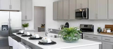 Kitchen - 1582 E Starling Ln, Eagle Mountain, UT 84005 photo 1 of 5