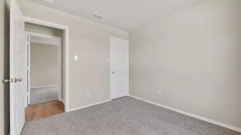 Bedroom - 176 Pinehurst Dr, Boyd, TX 76023 photo 3 of 9