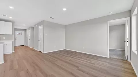 Living - 176 Pinehurst Dr, Boyd, TX 76023 photo 1 of 8