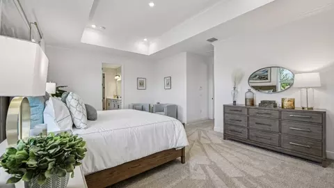 Bedroom - 2214 Elegant Mnr Cir, Edgewater, FL 32141 photo 2 of 4