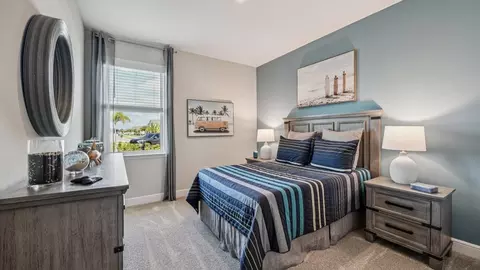 Bedroom - 2214 Elegant Mnr Cir, Edgewater, FL 32141 photo 3 of 4