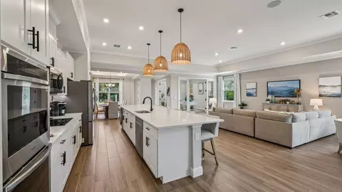 Kitchen - 2214 Elegant Mnr Cir, Edgewater, FL 32141 photo 5 of 7