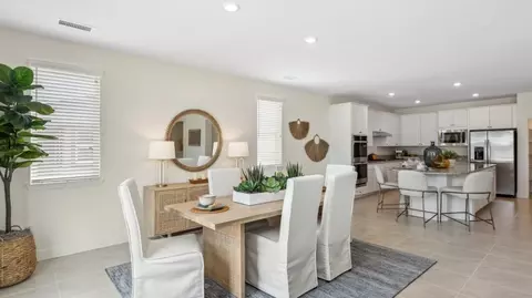 Dining - 3720 Juniper Berry Dr, Reno, NV 89521 photo 2 of 2