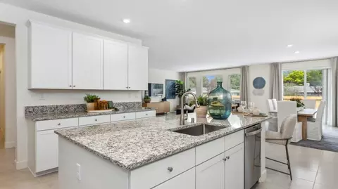 Kitchen - 3720 Juniper Berry Dr, Reno, NV 89521 photo 4 of 8