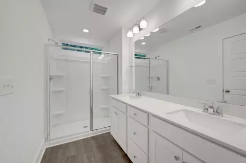 Bath - 2915 Spring Manor Way, Garner, NC 27529 photo 1 of 3