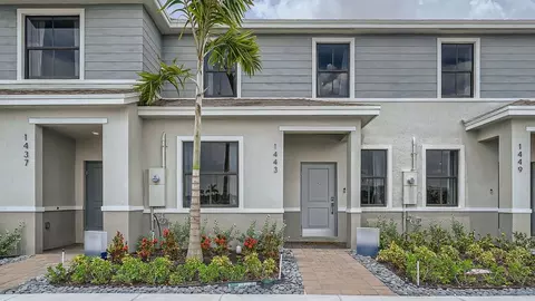 518 NE 14 Ter, Florida City, FL 33034