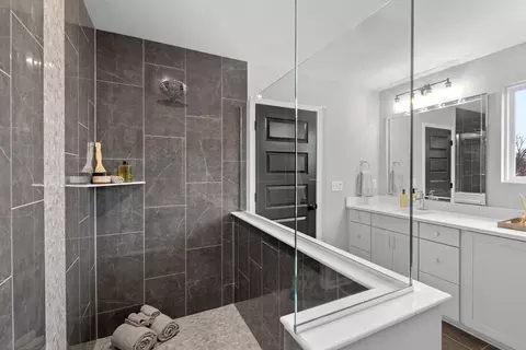 Bath - 6539 Creststone Ct, Plainfield, IN 46168 photo 2 of 10