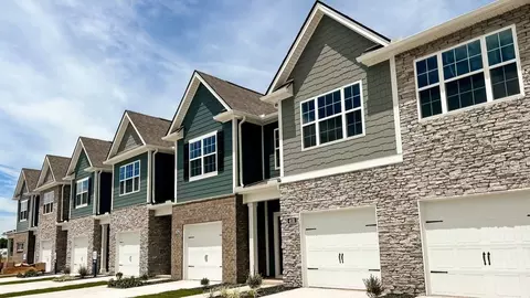Exterior - 4131 Oswin Dr, Murfreesboro, TN 37129 photo 2 of 12