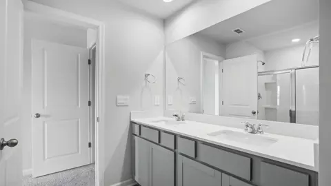 Bath - 4131 Oswin Dr, Murfreesboro, TN 37129 photo 3 of 7