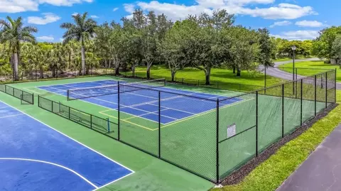 View/Area - 9952 Springlake Cir, Estero, FL 33928 photo 7 of 8