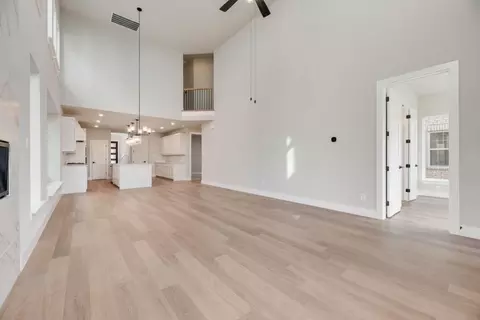 Living - 3533 Ithaca St, Corinth, TX 76208 photo 2 of 8