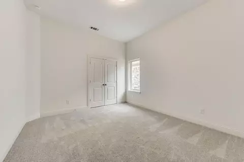 Bedroom - 3533 Ithaca St, Corinth, TX 76208 photo 3 of 7