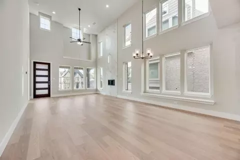 Living - 3533 Ithaca St, Corinth, TX 76208 photo 1 of 8