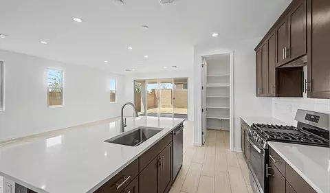 Kitchen - 8050 W Granada Rd, Phoenix, AZ 85035 photo 1 of 13