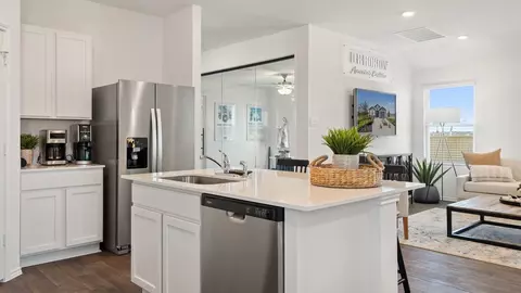 Kitchen - 1122 Celosia Loop, Kyle, TX 78640 photo 6 of 6