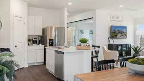 Kitchen - 1122 Celosia Loop, Kyle, TX 78640 photo 1 of 6
