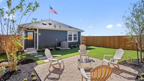 Exterior - 1122 Celosia Loop, Kyle, TX 78640 photo 7 of 8