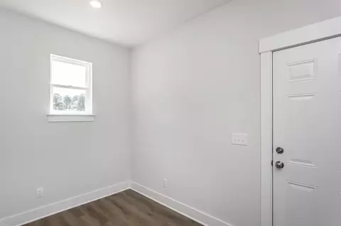 Entry Way - 41 Quilting Dr, Benson, NC 27504 photo 3 of 4