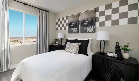 Bedroom - 1713 N 79th Dr, Phoenix, AZ 85035 photo 5 of 10