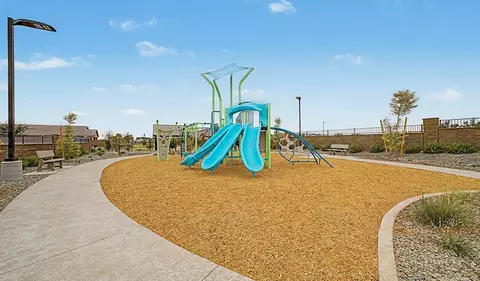 View/Area - 1713 N 79th Dr, Phoenix, AZ 85035 photo 2 of 7