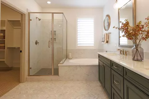 Bath - 13677 N 157th Dr, Surprise, AZ 85379 photo 3 of 3