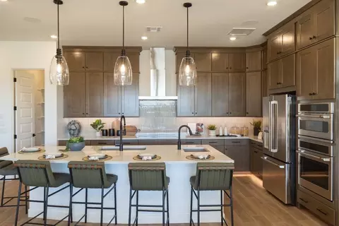 Kitchen - 13677 N 157th Dr, Surprise, AZ 85379 photo 5 of 6