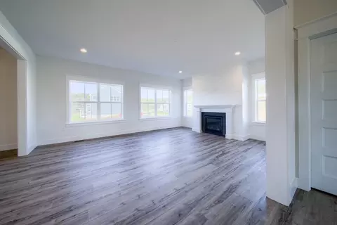 Living - 151 Thompson Rd, Kennett Square, PA 19348 photo 20 of 36