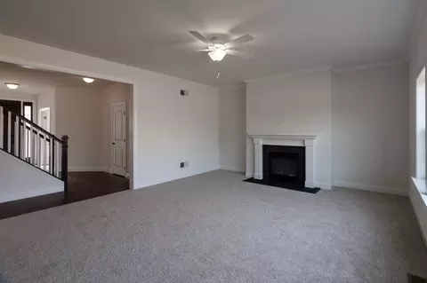Living - 151 Thompson Rd, Kennett Square, PA 19348 photo 9 of 36