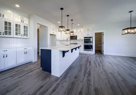 Kitchen - 151 Thompson Rd, Kennett Square, PA 19348 photo 19 of 98