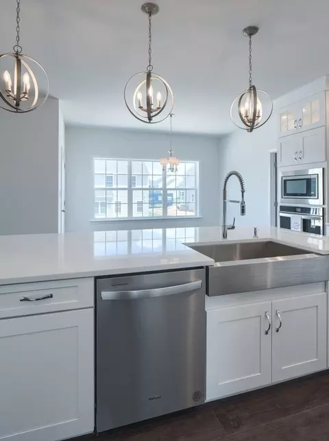 Kitchen - 151 Thompson Rd, Kennett Square, PA 19348 photo 12 of 98