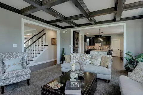 Living - 151 Thompson Rd, Kennett Square, PA 19348 photo 31 of 36